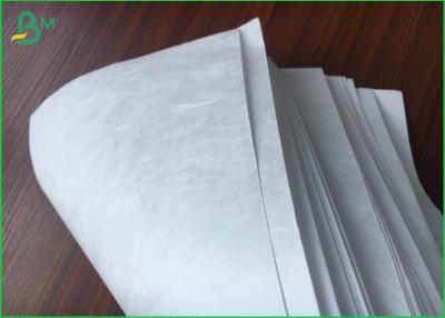 China el papel del tyvek 1073d con la alta resistencia strechy y de agua para el laboratorio viste en venta