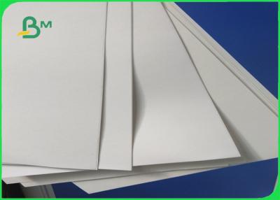 China papel de Kraft blanco de la Virgen 80gsm/100gsm/120gsm en los carretes a prueba de humedad en venta