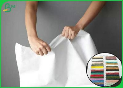 China tela imprimible de Tyvek del color de 1073D 1082D diversa para hacer el sofá en venta