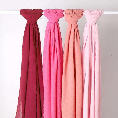 China Wholesale Chiffon Shawl Scarf Online Supplier Solid Color Muslim Hijabs Women Bubble Ply Chiffon Hijab Heavy Scarf for sale