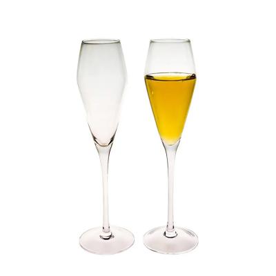 China Pure hand blown champagne glass lead-free crystal glass can be customized for sale