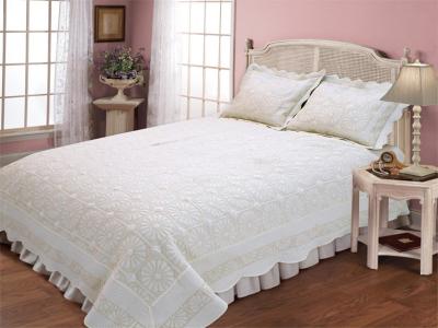 China Microfiber Embroidery Double Bed Quilt Covers , Plain Color Design Quilted Bed Covers for sale