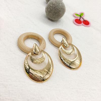 China TRENDY European American Cheap Price Statement Alloy Simple Elegant Brushed Finish Earring for sale