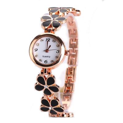 China Fashion Four-leaf Clover Watch Band DIVER Watches Cute Five-leaf Flower Bracelet Watch Women Girl Jewelry Accessories for sale