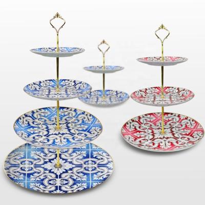 China Custom Ceramic 3 Tier Wedding Table Fruit Serving Tray Snack Cupcake Cake Stand Viable for sale