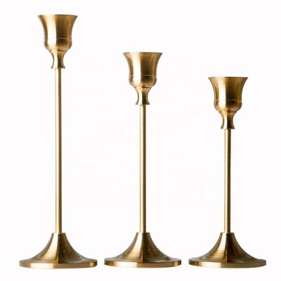 China Nordic gold home decoration luxury metal candlesticks stand decorative candle holder table wedding for sale