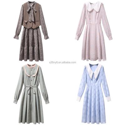 China Antistatic the front flap is similar to autumn and winter dresses. 2023 New Solid Color Oversized Women's Long Sleeve Dress for sale