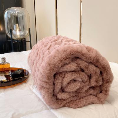 China Jade Anti-Static Imitation Light Luxury Fox Hair Bunny Stretch Blanket Tail Bed Leisure Sofa Soft Fur Blanket for sale