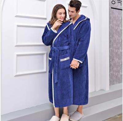 China 2021 New Thermal Winter Factory Direct Sale 100% Polyester House Bathrobe For Men And Women for sale