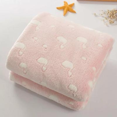 China Anti-Static Textile Fabrics Wholesale Soft 100% Polyester Fabric Star Flannel Cloth Baby Blanket for sale