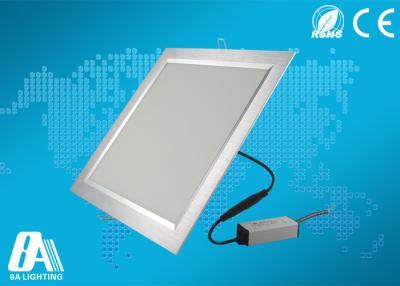 China La superficie montada llevó el panel 300 x 300 x 11m m 12W 180° de las luces del panel de techo LED en venta