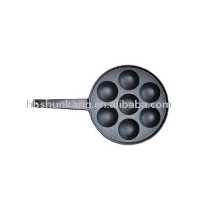 China Cast Iron 7 Hole Cake Pan for sale