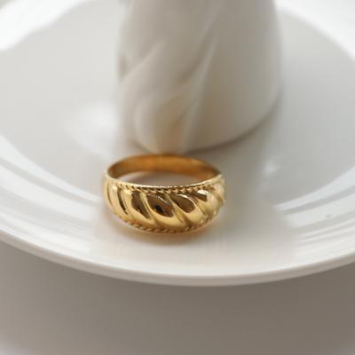 China High End Lead Free Nickel Free 18K PVD Gold Plated Crescent Rings Stainless Steel Rings Vintage Tarnish Free Gold Jewelry for sale