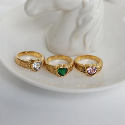 China Vintage Emerald Clear Zircon Heart Stainless Steel Rose Nickel Free Lead Rings For Women Waterproof Gold Jewelry Drop Shipping for sale