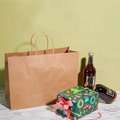 Cina Multifunctional Big Size Custom Logo Extra Large Shopping Gift package bag Kraft Paper Bag With Handle in vendita