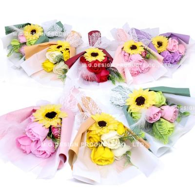 China Wholesale Natural Scented Hand Foundation Cleansing Wash Decorate Roses Soap Flower Bouquet Romantic Valentine's Day Gift Set for sale