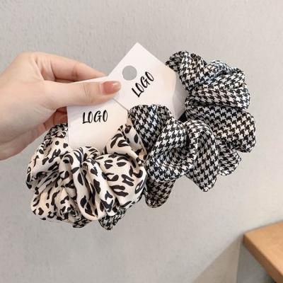 China Hair ties Fashion 11cm Houndstooth & Dot Print Hair Elastics Ties Logo Customized Women Large Satin Hair Scrunchies for sale