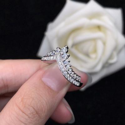 China 18k religious silver female double row V diamond ring female micro set diamond ring wedding band moissanite 925 wedding for sale