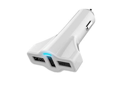 China Cargador universal formado aeroplano del coche del Usb con salida triple del USB en venta