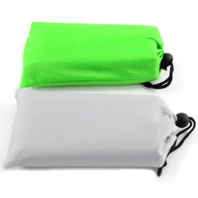 China Initial Payment Mini Portable Pocket Picnic Blanket for All Season Outdoor Activities for sale