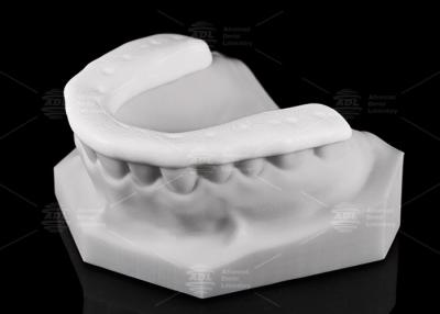 China Duurzaamheid en ademend vermogen 3D geprinte nylon oclusal splinter / nachtwacht voor een actieve levensstijl Te koop