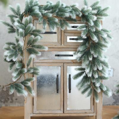 China PVC Christmas Decoration 180cm Artificial Christmas Wreath with 168 Pine Needles for Indoor and Outdoor Winter Decoration for sale