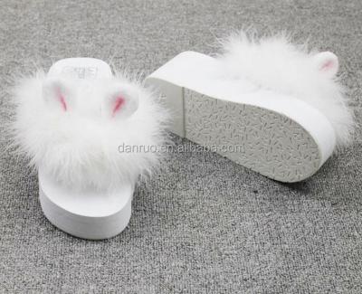 China Fashion Trend Fashion Trend Plush Ears Shoes Plush Ears Shoes Ostrich Hair Plush Ears Shoes Super Fairy Bunny Word Clog Shoes Handcrafted by fashion trend tip for sale