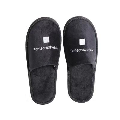 China Disposable home/hotel salon beauty/black and white slippers can be customized with LOGO 100 for sale