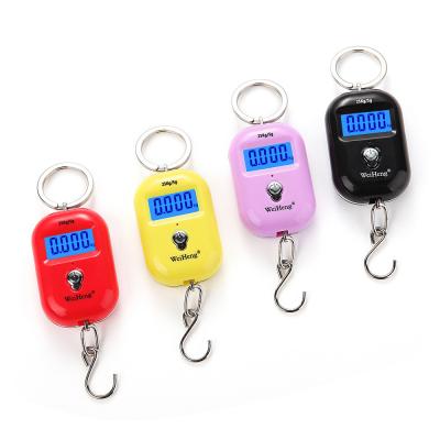 China Tare; Lock ; Weiheng Small Auto-Hanging Portable Luggage Weighing Scale For Family WH-A21 25KG for sale