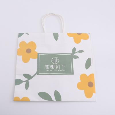 China Eco-friendly Factory Customized New Creative Small White Paper Gift Bag for sale