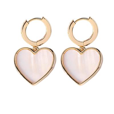 China Wholesale Long Color Keeping Hanging Type Circle Drop Earrings Fashionable Heart Gold Plating Earring for sale