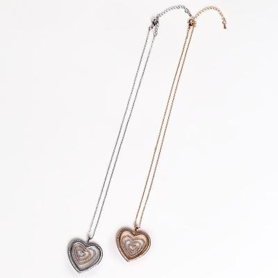 China FASHIONABLE Hot Selling Love Hollow Pendant Necklace For Women for sale