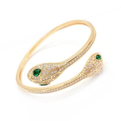 China FASHIONABLE INS Hot Sale Green Eye Snake Shape Rhinestone Full Zircon Adjustable Bracelets for sale