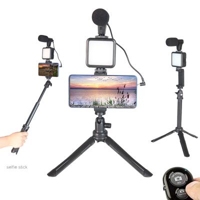 China Hot Selling Smartphone Visual Microphone Cable Phone Holder Tripod Stand LED Vlogging Light Kit For YouTube Tik Tok Live BCL-VT-01 for sale