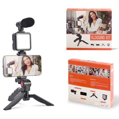 China Hot Sale New Smartphone Vlogging Kit Light Live Streaming Microphone Video Tripod Kit 78*66*66*32mm for sale