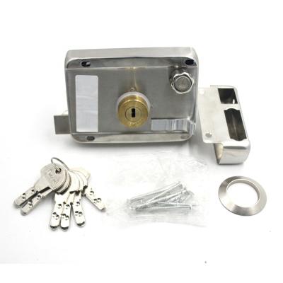 China Good Plating Door Material African Market Antique Rim Door Lock For Outdoor for sale