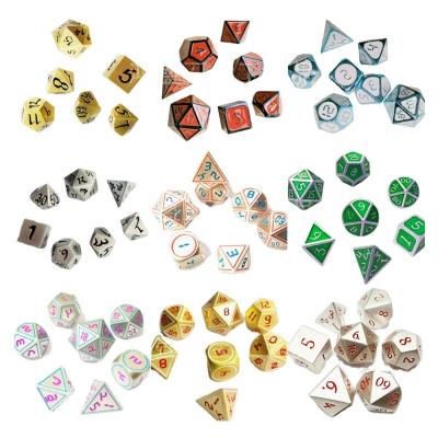 China ALLOY 20mm Bulk D20 Custom Dice Cutting Stone and Wholesale Metal and Plastic Gemstone Dnd Polyhedral Resin Dice Black Game Dice Dice Set RPG for sale