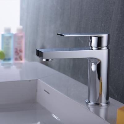 China Contemporary Wholesale Hot Cold Single Lever Chrome Polished Single Handle Lavatory Faucet for sale