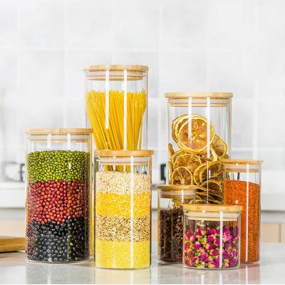 China Hot Selling Freshness Preservation Borosilicate Glass Food Container Jar With Bamboo Lid Set for sale