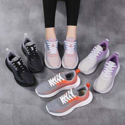 China 2021 Fashion Trend High Quality New Girls Sport Breathable Shoes Low Price Ladies Running And Walking Big Size Casual Sneakers for sale