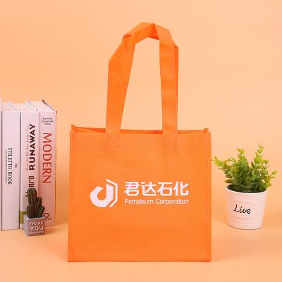 China Eco - Friendly Wholesale Tote Bag With Logo Printing Non Woven Reusable Custom Grocery Tote Bags for sale