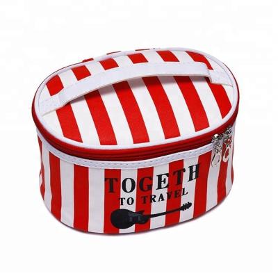 China Durable Fashionable Cylinder Travel Bag Cosmetic Makeup Bag For Customizing Sale for sale