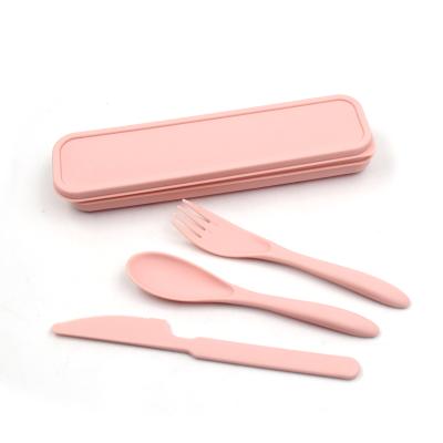 China Sustainable Portable Biodegradable Wheat Straw Flatware Reusable Camping Knife Fork Spoon Travel Plastic Cutlery Set With Case for sale