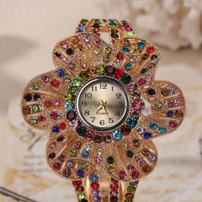 China Power Reserve Hot Selling Flower Hand Made Women Watch 2017 Watch Women Fashion Watch for sale