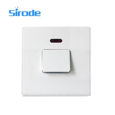 China UK Home Applicance Sirode Type 20A Wall Switch And Socket With SASO And CE Certificate White Color for sale