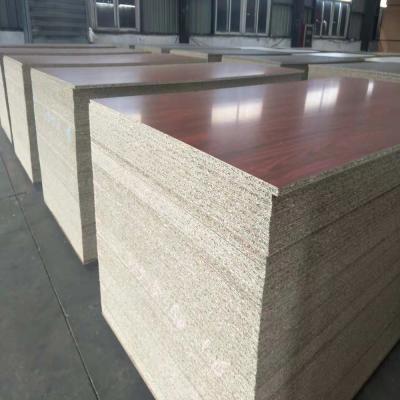 China Perfect Durable Melamine Paper Faced Particle Board E2 Grade Particle Board Plain 1220*2440mm Particle Board Price for sale