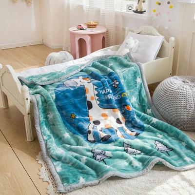 China 100% Warm Soft Baby Blanket Flame Retardant Polyester Baby Raschel Mink Fleece Blanket for sale