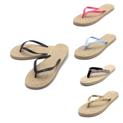 China Custom logo fashion trend fashion trend logo raffia raffia rattan shoe eva wicker lady casual slipper custom made flip flop woman straw beach pvc straw for sale