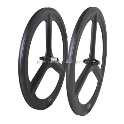 China Road Bikes Carbon 700c Track Bike Wheels 3 Wheels Chinese Tri Spoke 66mm Carbon Wheel Fixed Speed ​​Wheelset for sale