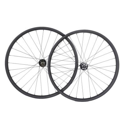 China Mountain Bikes 29er Carbon Fiber Mountain Bike Wheel Set Carbon 700c Mtb Wheel for sale